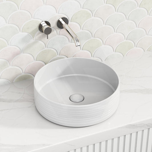 Kheub Feather Edge White Gloss Round