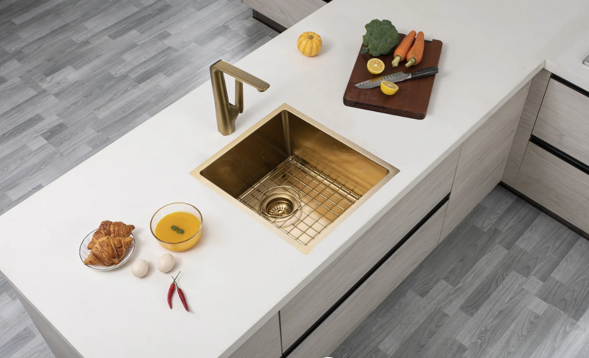 GOLD STAINLESS STEEL 390 SINGLE BOWL SINK