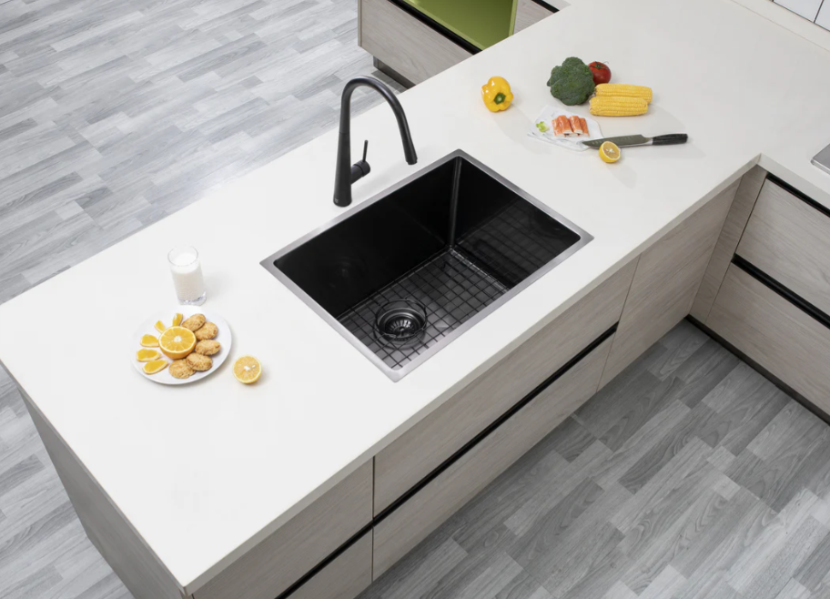 GUNMETAL STAINLESS 600 SINGLE BOWL SINK